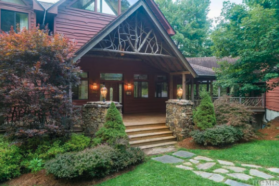Rustic Mountain Cabin - Main House Only